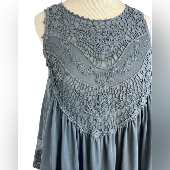 Altar’d state babydoll top - Picture 3 of 12